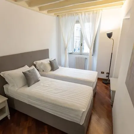 Piazza Navona Classy & Large Apartmán Řím