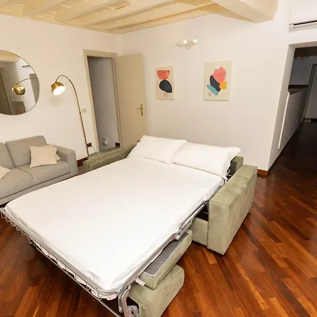 Piazza Navona Classy & Large Apartmán