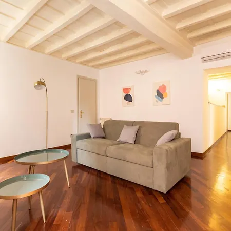 Piazza Navona Classy & Large Apartment *